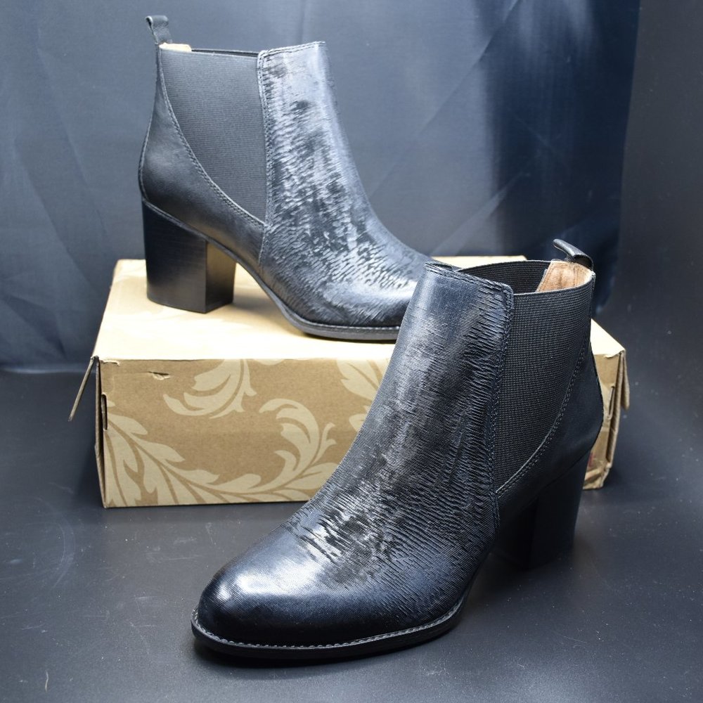 Sofft Black Leather Boots, Size 11, NIB